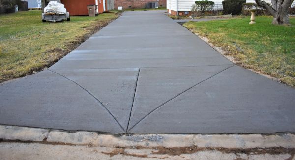 Apron Pouring in Mckinney